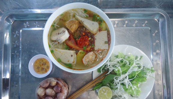 O Thủy - Bánh Canh