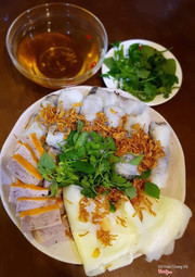 Bánh cuốn gia truyền