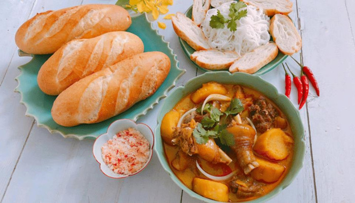 Mẹ Chủng - Cà Ri & Bò Kho