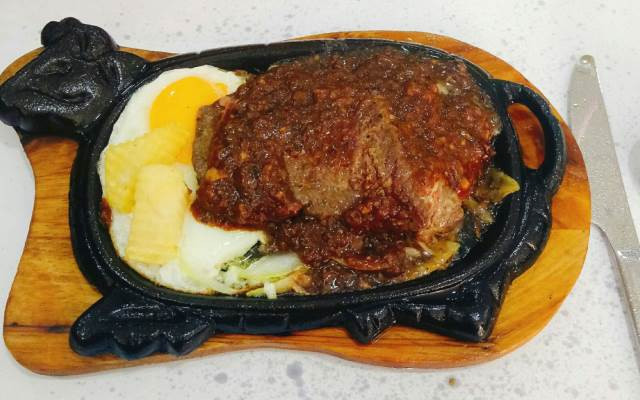 Bò Bít Tết, Cơm Xào Bò & Nui Xào Bò - Bành Văn Trân