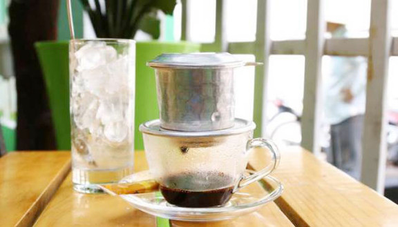 Mai Coffee - Đường Trục
