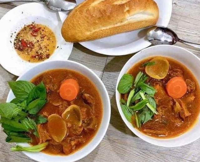 Bánh Mì Bò Kho B5 - Công Viên B5