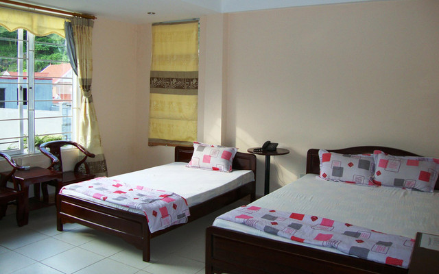 Nhà Nghỉ Hồng Vân - Trường Chinh