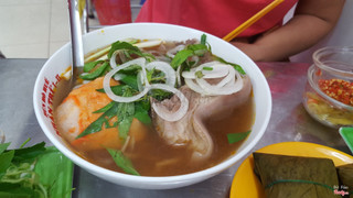 bún bò giò heo