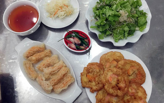 Bánh Tôm Bà Phúc