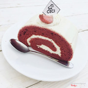 Bánh cuộn red velvet