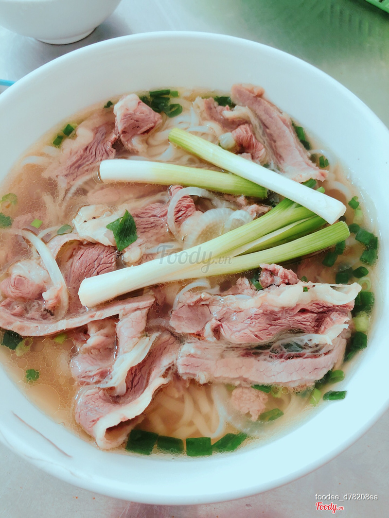 Phở nạm 