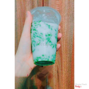 Thấy foody TH có món mời mò đi ăn 😂 Quán nè dễ tìm nhỏ nhỏ xế chìu cũng đông khách bà bán quán vui vẻ chè ăn ngon . Giá cả rẻ 1ly 20k 👏🏻👏🏻