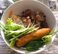 bún thịt nướng