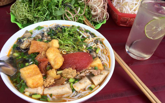 Thu Thu - Bún Cua, Bún Ốc & Trứng Vịt Lộn
