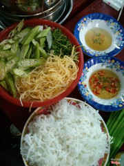 rau bún ăn kèm lẩu