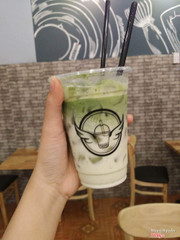 Matcha latte ngon lắm nè. Giá cả hợp lý mà view quán đẹp nữa. Thích lắm 