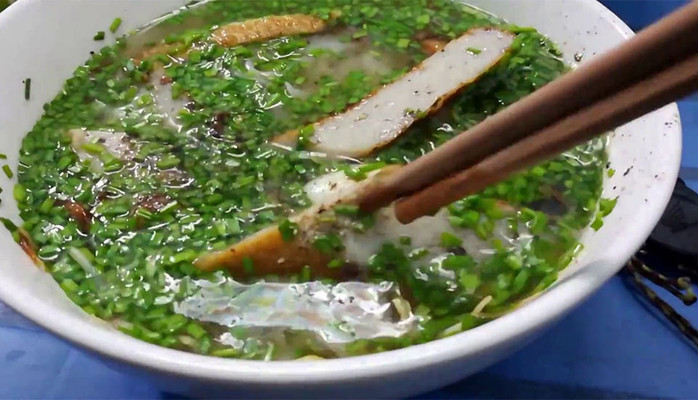 Bánh Canh Hẹ Chả Cá Sông Cầu