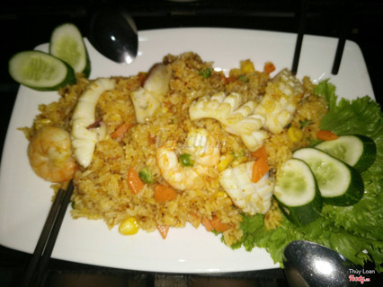 cơm chiên hải sản