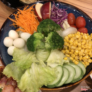 Salad size lớn