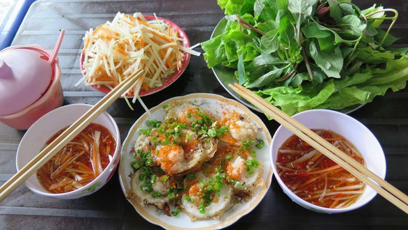 Cô Tư - Bánh Khọt & Bò Kho