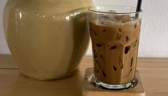 Hoa Nắng Coffee - Quốc Lộ 13