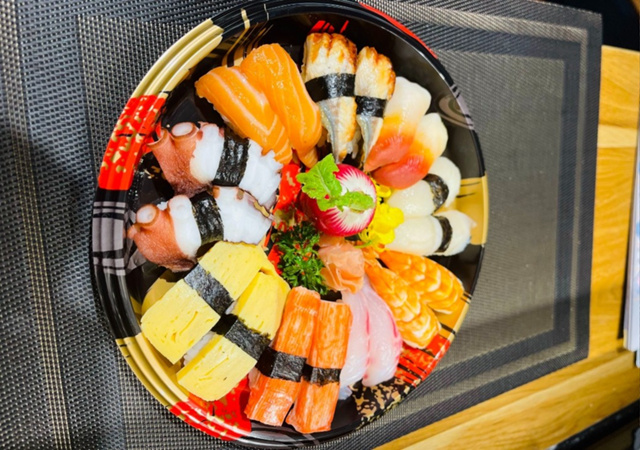 GenZ.Sushi - Sashimi, Sushi & Đồ Chiên - 122 Nguyễn Chí Thanh