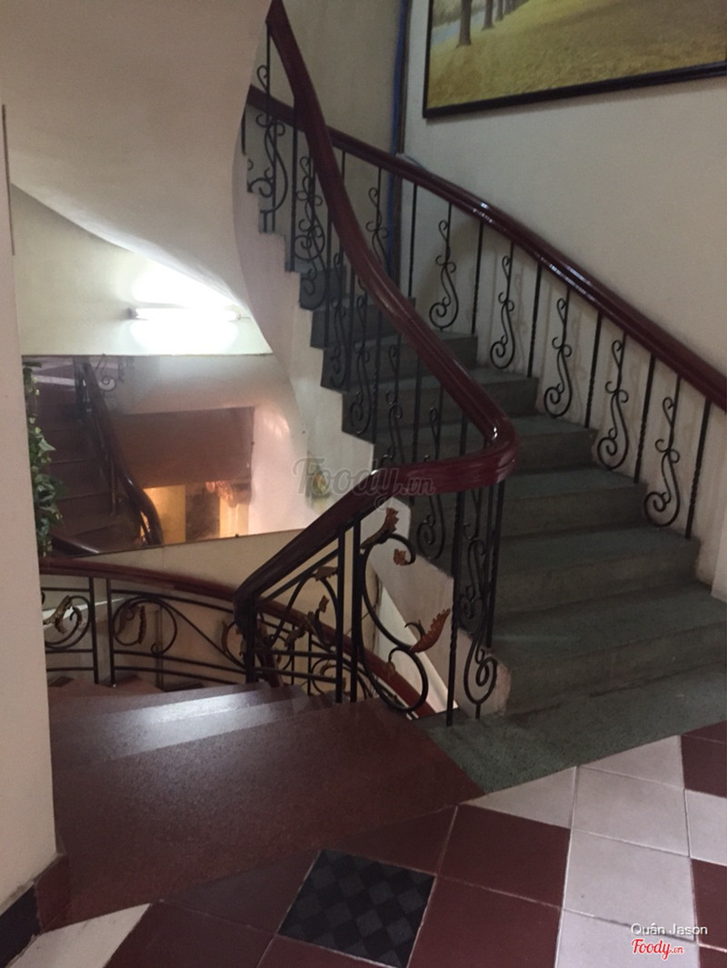 thang bộ leo ná thở