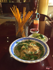 ăn sáng mì trứng free