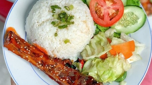 Cơm Tấm Cô Ba - 100 Trần Duy Chiến