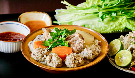 Bếp Xin Chào - Bún Riêu & Bún Mộc - Cao Thắng