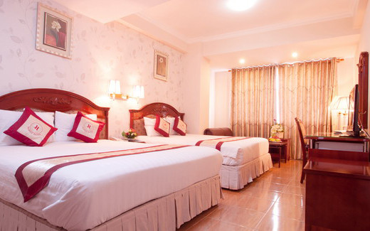 Ha Hien Signature Hotel