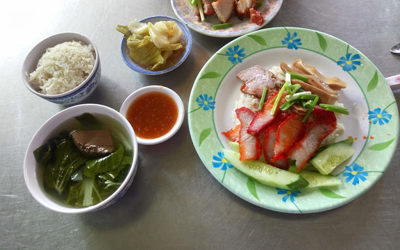 Cơm Gà Dân Ký - Thuận Kiều