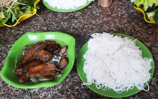 Bún Chả Phương Thủy - Đội Cấn