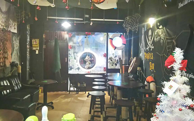 Pirates Bar