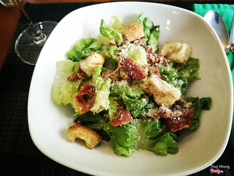 Salad caesar