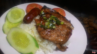 Sườn lạp xưởng