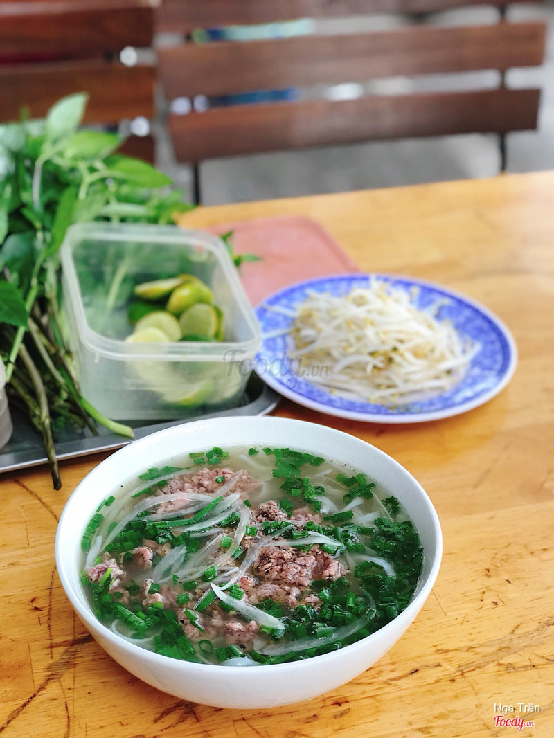 Phở tái