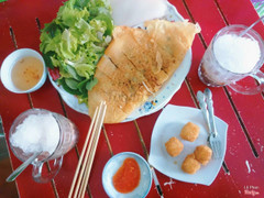 Bánh xèo + Bánh sữa chiên + Chè thập cẩm