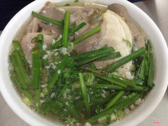 Hủ tiếu thập cẩm nước 