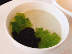 Tào phớ Sing matcha