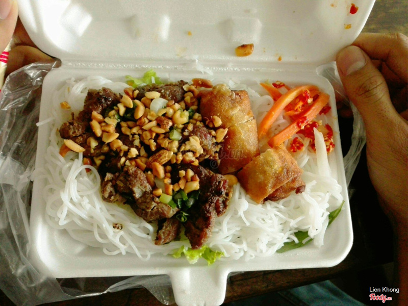 Bún thịt nướng 15k