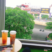 #trà_dứa_tứ_quý_xuân #bưởi_bá_vương 🍊🍹🌻🌼 view ổn, nước ổn mà chắc mới khai trương nên chưa p.vụ chu đáo lắm 🙂