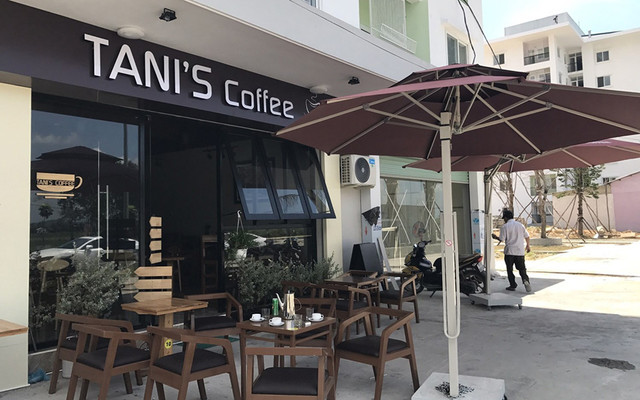 Tani's Cafe