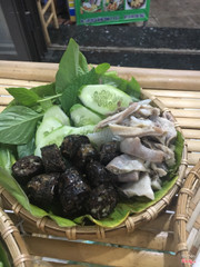 Lòng còn bốc khói