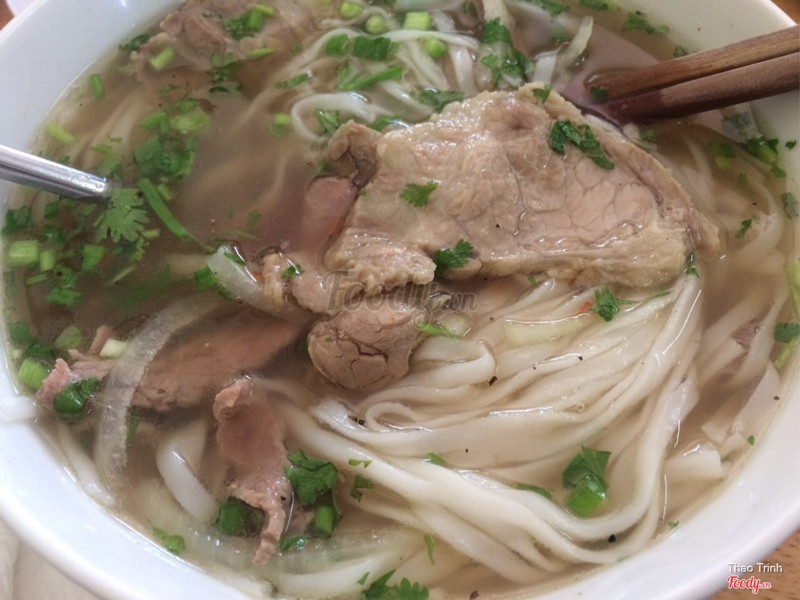 Phở tái gầu