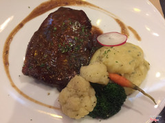Steak bò sốt BBQ
