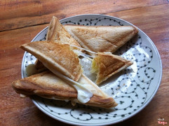 Sandwich phomat nướng 15K