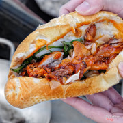 bánh mì cút quay