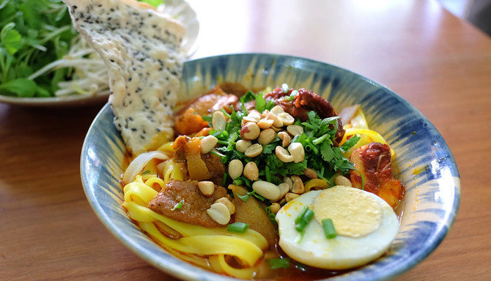 Hương Quê 2 - Mì Quảng, Bún Măng & Bánh Canh