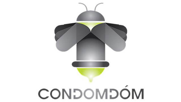 Con Đom Đóm - Bao Cao Su - Hoàng Đạo Thúy