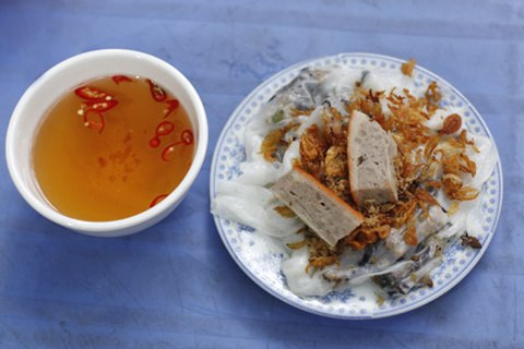 Bánh Cuốn - 45B Trần Quốc Toản