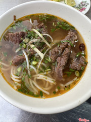 Bún bò Huế - 30k