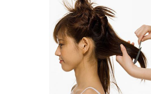 Hớt Tóc Nam Nữ Tú Uyên - Lê Quang Định