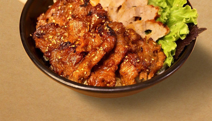 Xabi - Mỳ Trộn, Ăn Vặt & Nem Nướng - Dịch Vọng